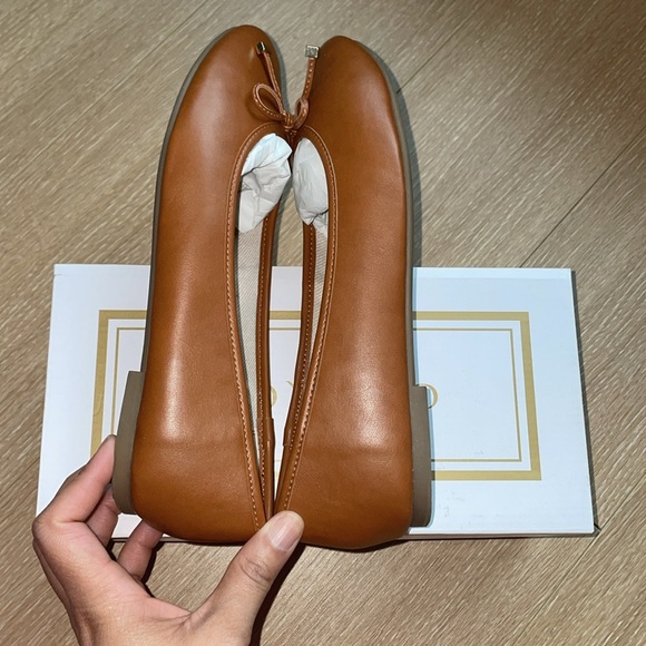 CHARTER CLUB, KAII FLATS - Picture 6 of 9